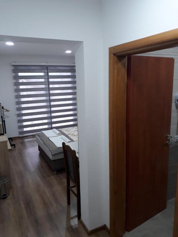Apartments Karic Aerodrom Tuzla Dubrave Gornje Ngoại thất bức ảnh