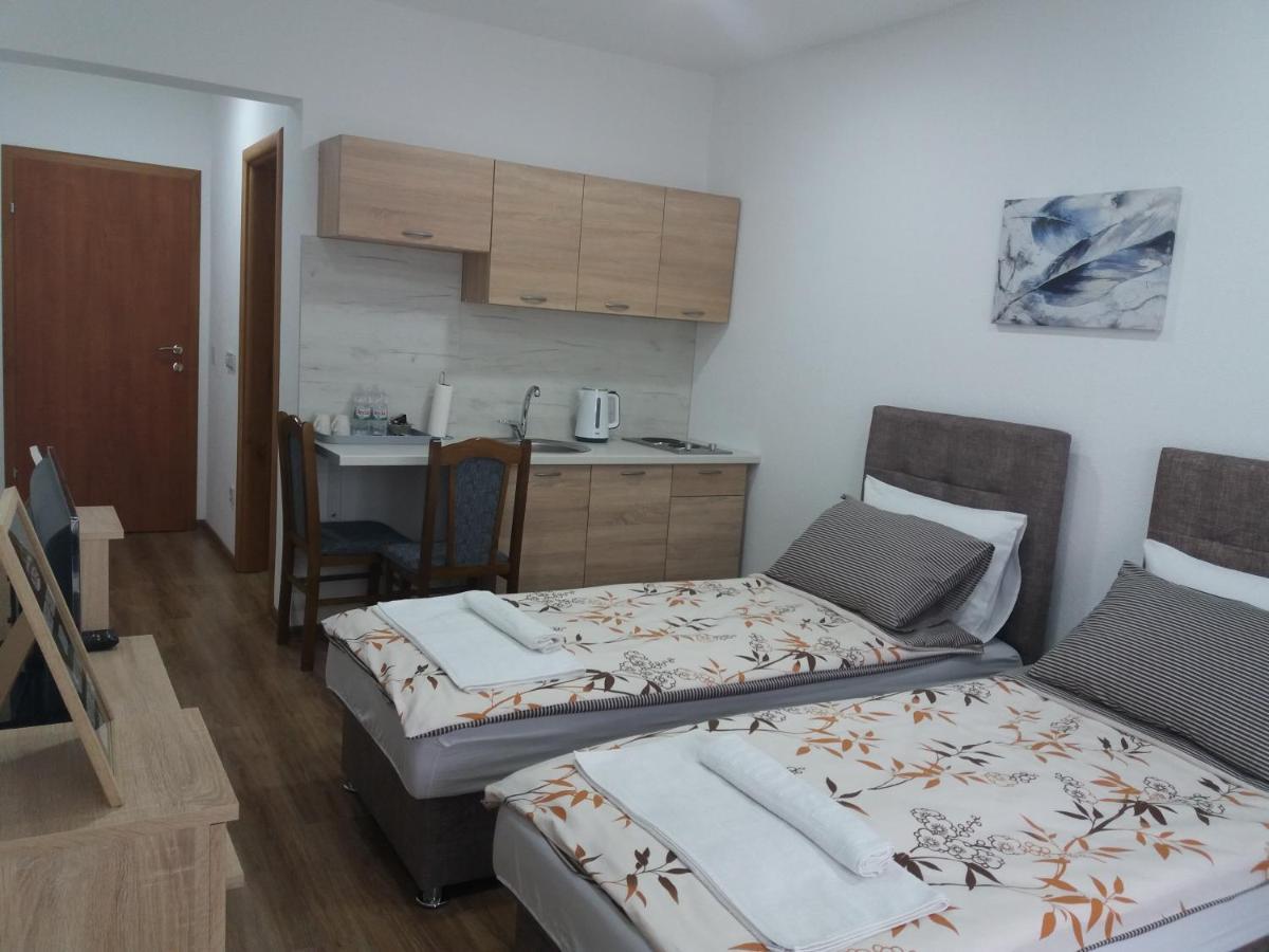 Apartments Karic Aerodrom Tuzla Dubrave Gornje Ngoại thất bức ảnh