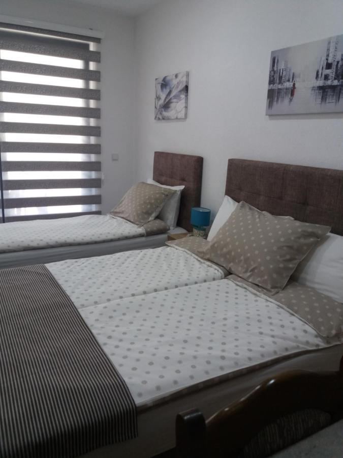 Apartments Karic Aerodrom Tuzla Dubrave Gornje Ngoại thất bức ảnh