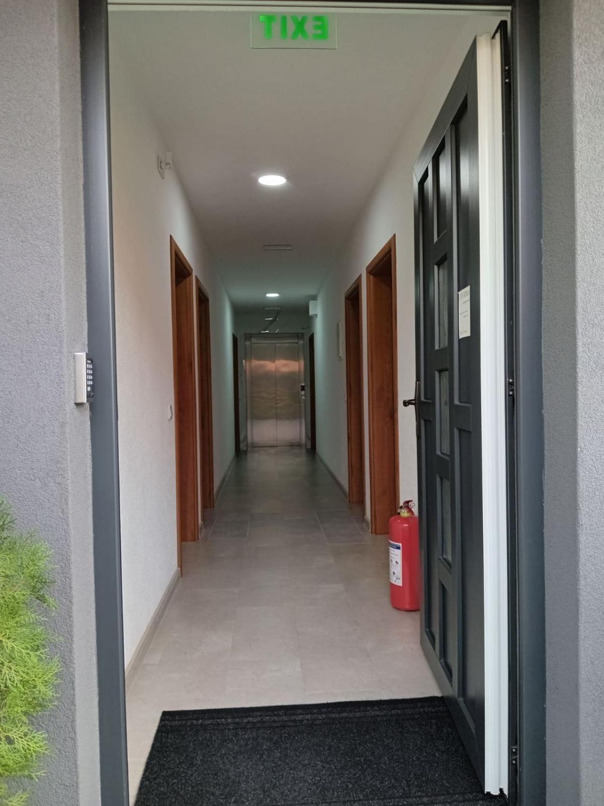 Apartments Karic Aerodrom Tuzla Dubrave Gornje Ngoại thất bức ảnh