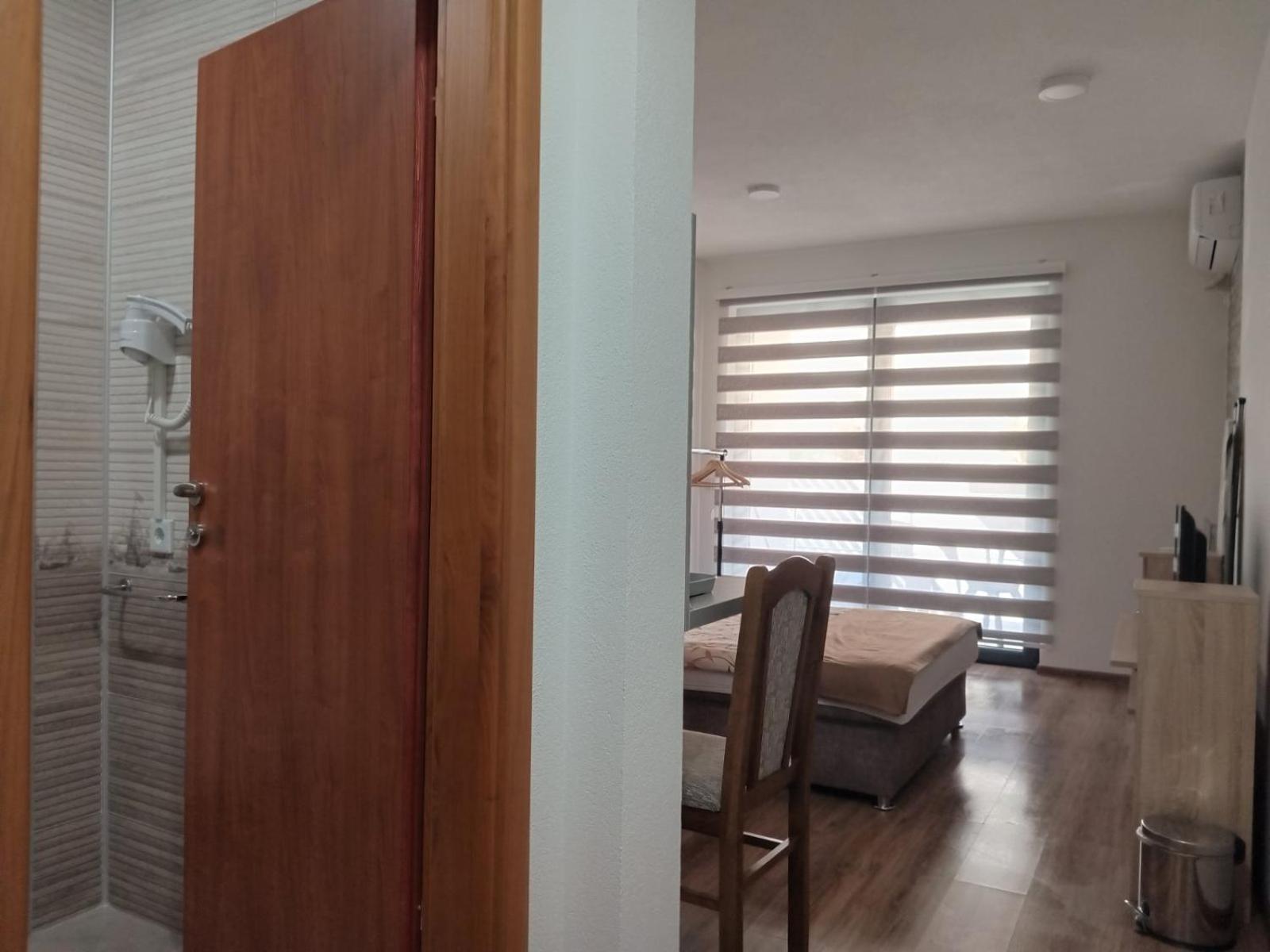 Apartments Karic Aerodrom Tuzla Dubrave Gornje Ngoại thất bức ảnh