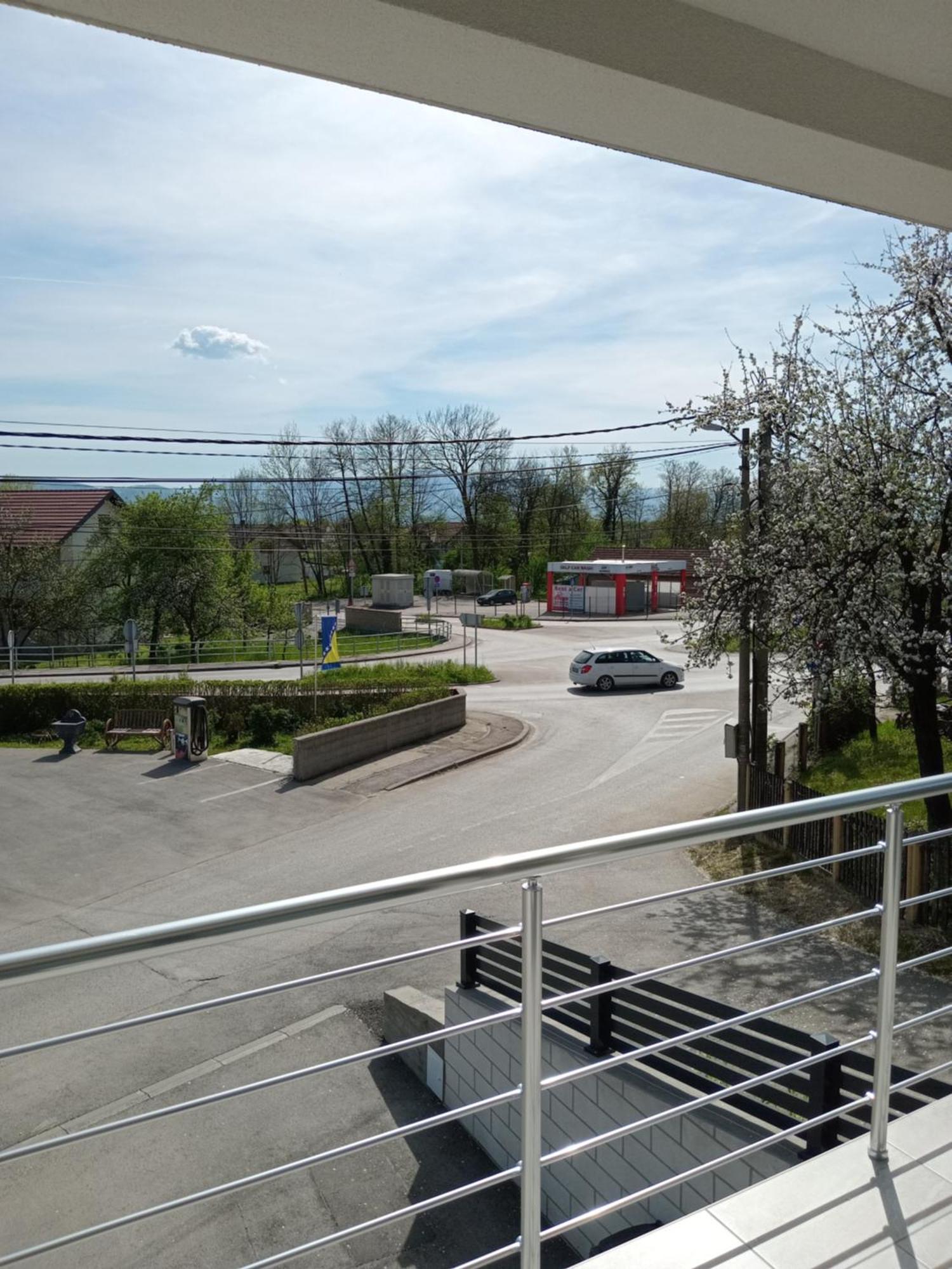 Apartments Karic Aerodrom Tuzla Dubrave Gornje Ngoại thất bức ảnh